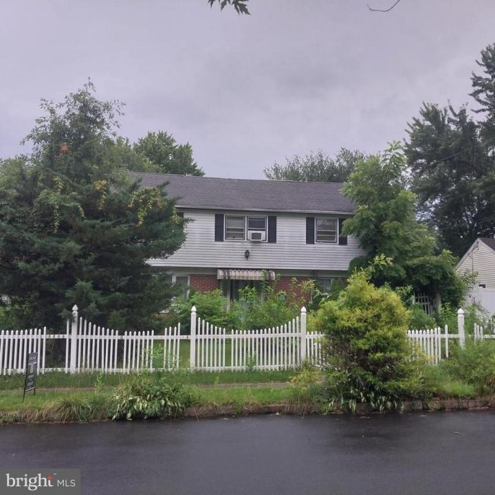 16 Buckingham Road, Marlton, New Jersey 08053, Stati Uniti