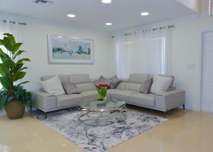 6125 NW 40th Street, Coral Springs, 佛羅里達州 33067, 美國