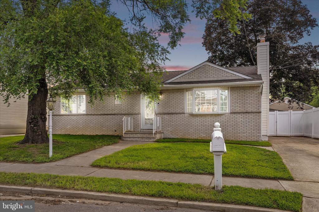 22 Gaskill Avenue, Hamilton, New Jersey 08610, USA