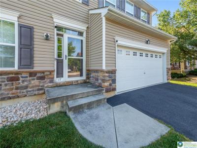 17 Stonecreek Ct, Easton, Pennsylvania 18045, Estados Unidos