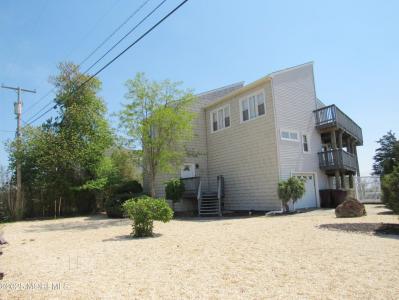 1131 Bayview Ave., Bayville, NJ 08721, USA