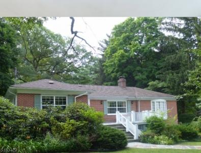 330 Morris Ave, Mountain Lakes Boro, NJ 07046-1605, USA