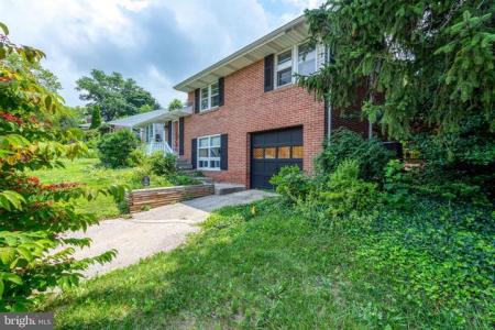 748 Clearmount Road, York, Pennsylvania 17403, USA