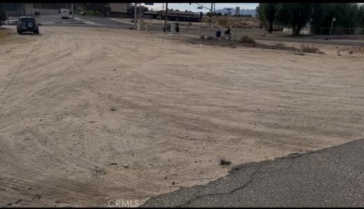 15770 Mojave Dr, Victorville, California 92394, HOA KỲ