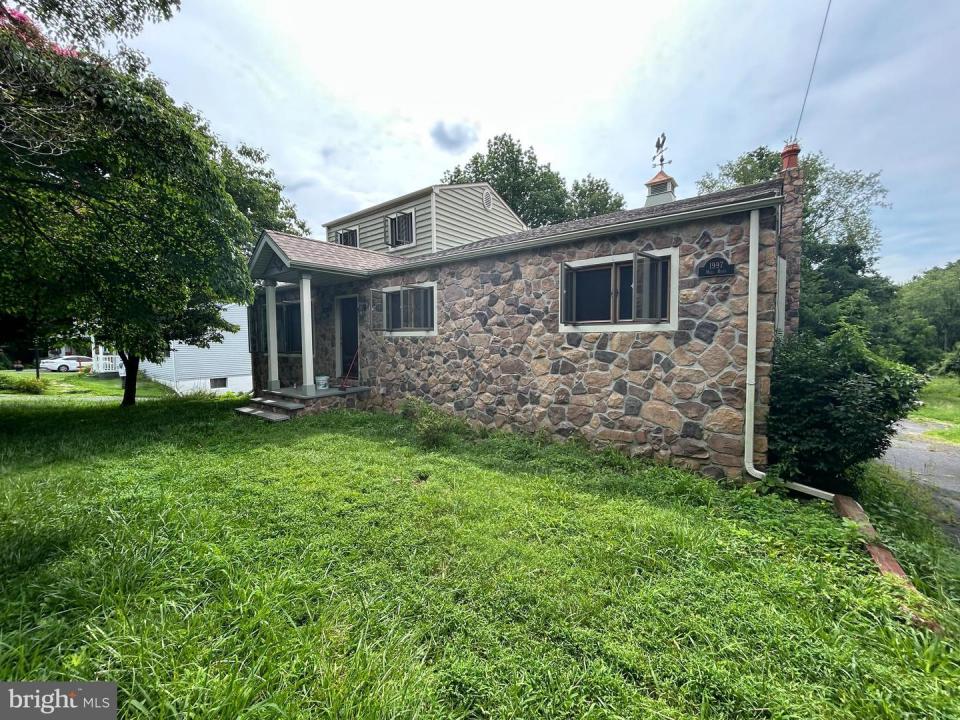 1997 Mill Rd, Upper Chichester, Pennsylvania 19061, Amerika Birleşik Devletleri
