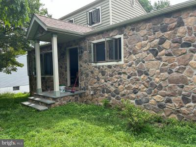 1997 Mill Rd, Upper Chichester, Pennsylvania 19061, Amerika Birleşik Devletleri