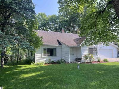 306 W Traverse Bay Road, Lincoln, Michigan 48742, USA