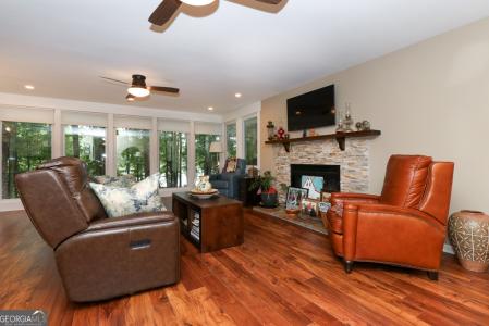 359 Rue Chalet, Lavonia, Georgia 30553, Estados Unidos