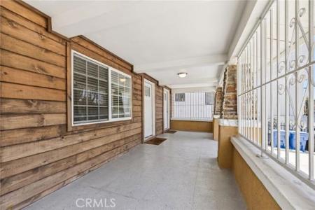 2104 Crenshaw Boulevard, Los Angeles, California 90016, USA