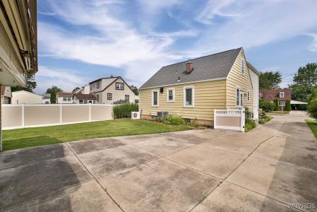 157 Northcrest Avenue, Cheektowaga, 纽约州 14225, 美国