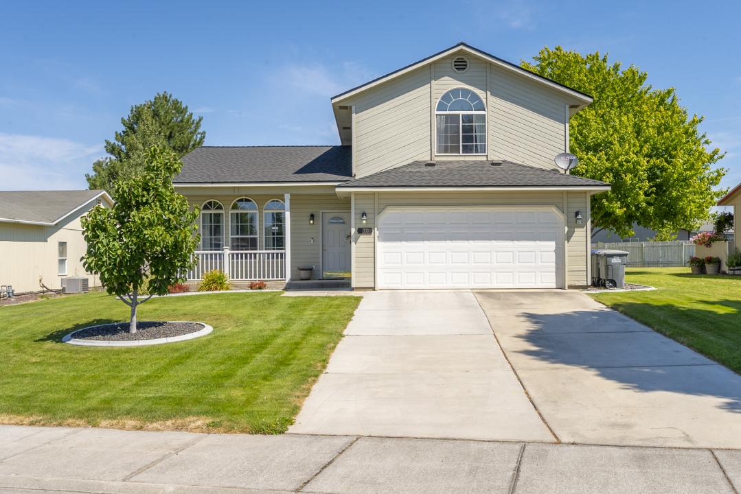 110 E Belair Dr, Moses Lake, Washington 98837, Estados Unidos
