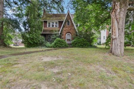 802 Orlando Avenue, Akron, Ohio 44320