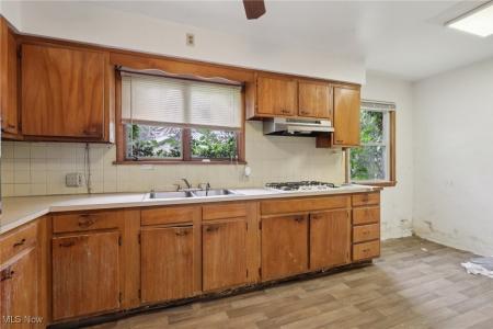 802 Orlando Avenue, Akron, Ohio 44320