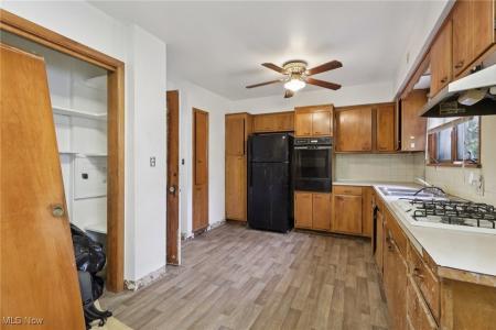 802 Orlando Avenue, Akron, Ohio 44320