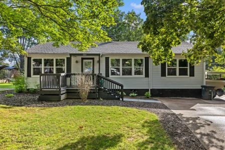 221 O'Neal St. N, Florence, Alabama 35630, USA