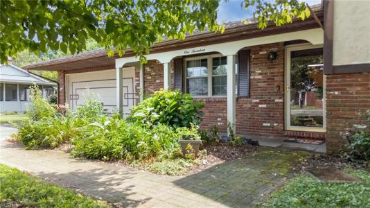 117 Holiday Dr, Marietta, אוהיו 45750, ארצות הברית של אמריקה