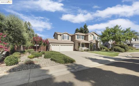 588 Barsetti Ct., Galt, California 95632
