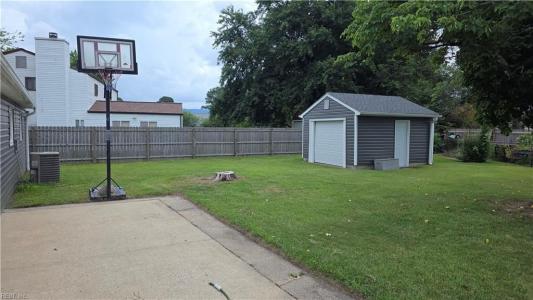 1352 KING ARTHUR Drive, Chesapeake, Virginie 23323, États-Unis