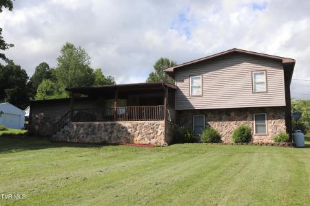 610 Northeast Pine Street, Coeburn, Virginia 24230, USA
