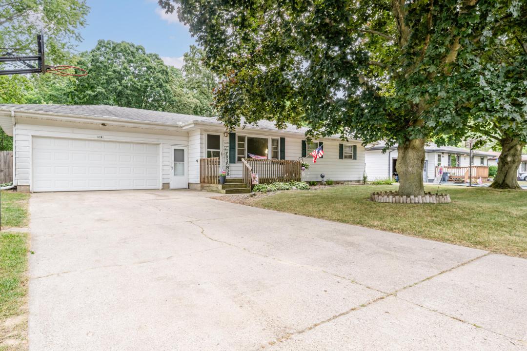 1395 Wilshire Terrace, St. Joseph, Michigan 49085