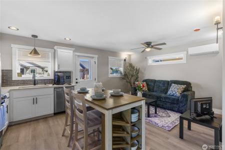 119 7th St SW , Long Beach, ワシントン 98631, アメリカ合衆国