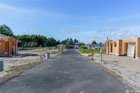 121 7th St SW, Long Beach, Washington 98631