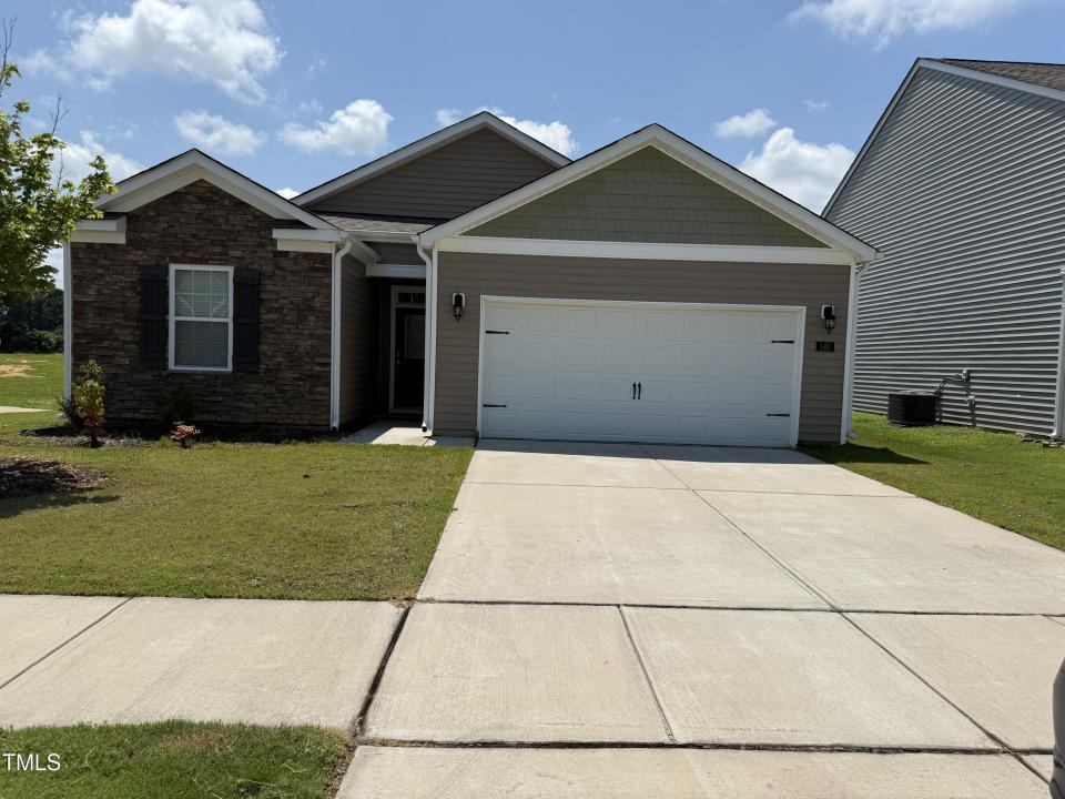 140 Rivercamp Street, Clayton, North Carolina 27527, USA