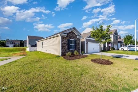 140 Rivercamp Street, Clayton, North Carolina 27527, USA