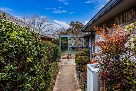 411 Fitch, Kerrville, Texas 78028, HOA KỲ