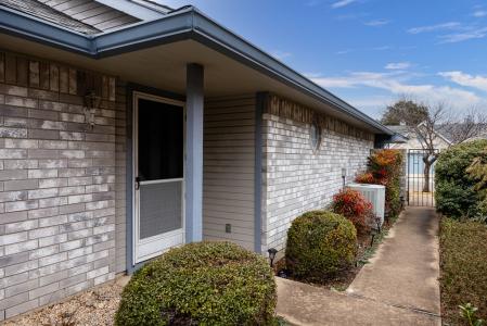 411 Fitch, Kerrville, Texas 78028, HOA KỲ