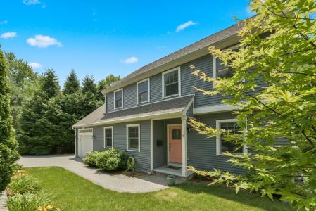 10 Farrow Street, Winchester, Massachusetts 01890