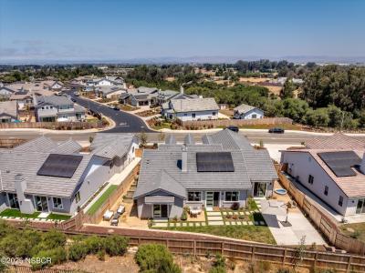 1422 Black Oak, Santa Maria, California 93455