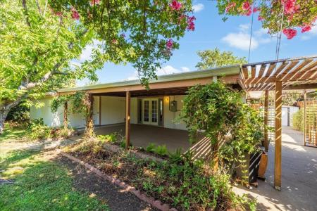 3630 Milton Way, North Highlands, California 95660, USA