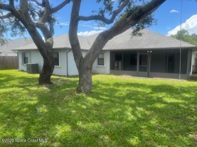 1689 Sweetwood Drive, Melbourne, Флорида 32935, Соединенные Штаты