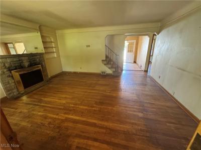 246 E 280th Street, Euclid, אוהיו 44132, ארצות הברית של אמריקה