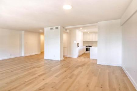 3555 Ch. de la Côte-des-Neiges, Montréal (Ville-Marie), Quebec H3H 1V2, Canadá