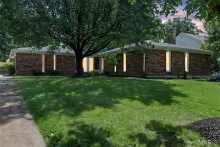 342 Clayton Trails Drive, Ellisville, מיזורי 63011, ארצות הברית של אמריקה
