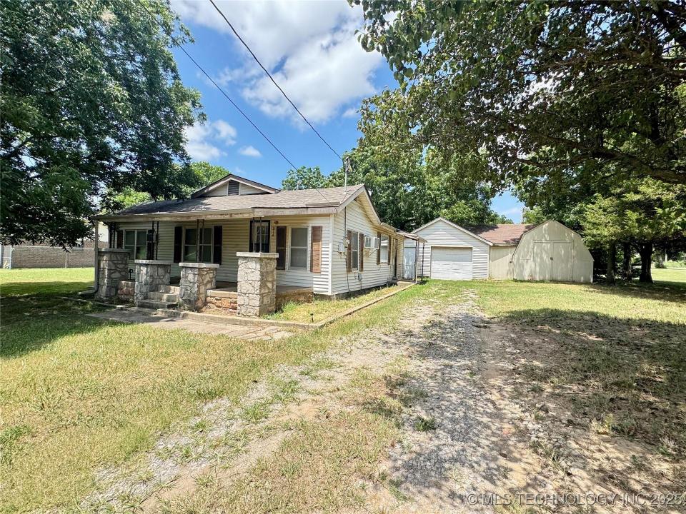 214 E 9th, Cushing, Oklahoma 74023