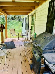 5008 Bogard Road, Cosby, Теннесси 37722, Соединенные Штаты