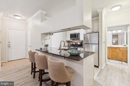 12909 Centre Park Circle , 107, Herndon, Virginia 20171, Stati Uniti