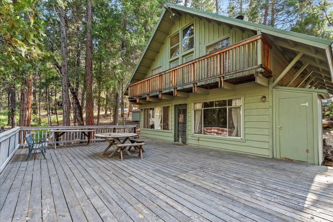 8028 Woodpecker Way, Yosemite, קליפורניה 95389, ארצות הברית של אמריקה