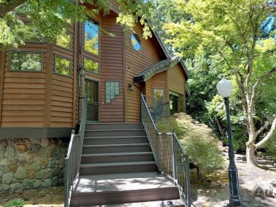 4489 Averill Drive, Grants Pass, Oregon 97526, HOA KỲ