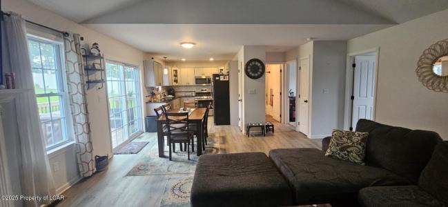 12 Lamont Drive, Drums, Pennsylvania 18222