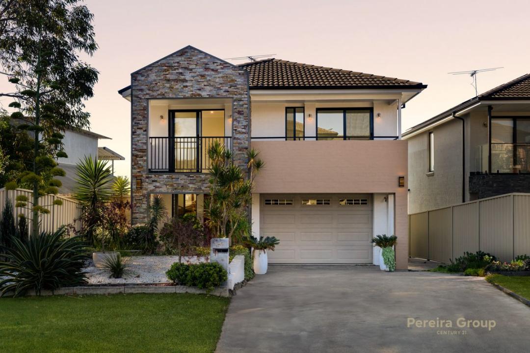 13A Beltana Place, Glen Alpine, NSW 2560, Australia