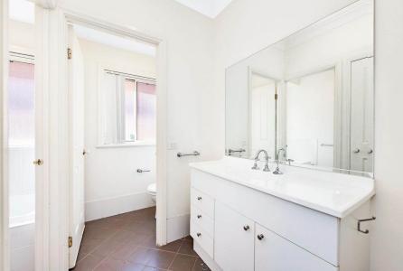 42A Veron Street, Wentworthville, NSW 2145, Avustralya