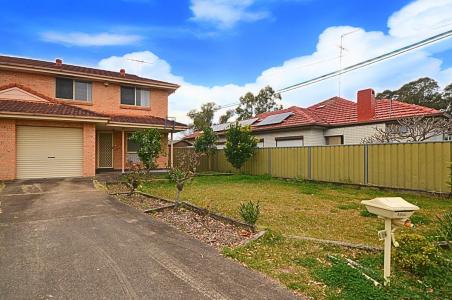 2/99A Darcy Road, Wentworthville, NSW 2145, Australia