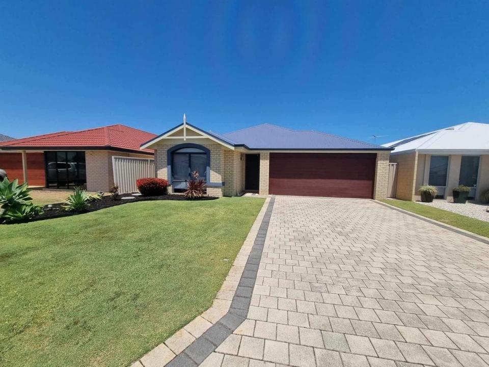 5 Lavinia Crescent, Secret Harbour, WA 6173, Australia