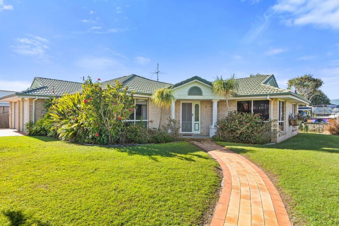 2 Acacia Crescent, Tin Can Bay, QLD 4580, Australie