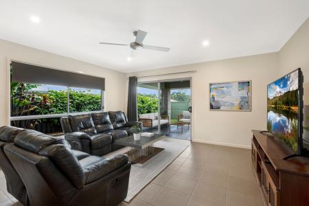 14 Glorious Avenue, Narangba, QLD 4504, Australia