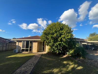 19 Murrumbidgee Street, Hillcrest, QLD 4118, Australia